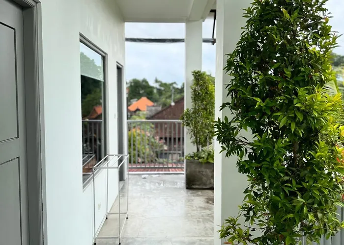 Aleenka House
